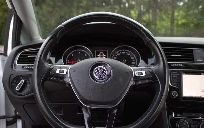Volkswagen Golf cena 49900 przebieg: 216000, rok produkcji 2016 z Kalisz Pomorski małe 562
